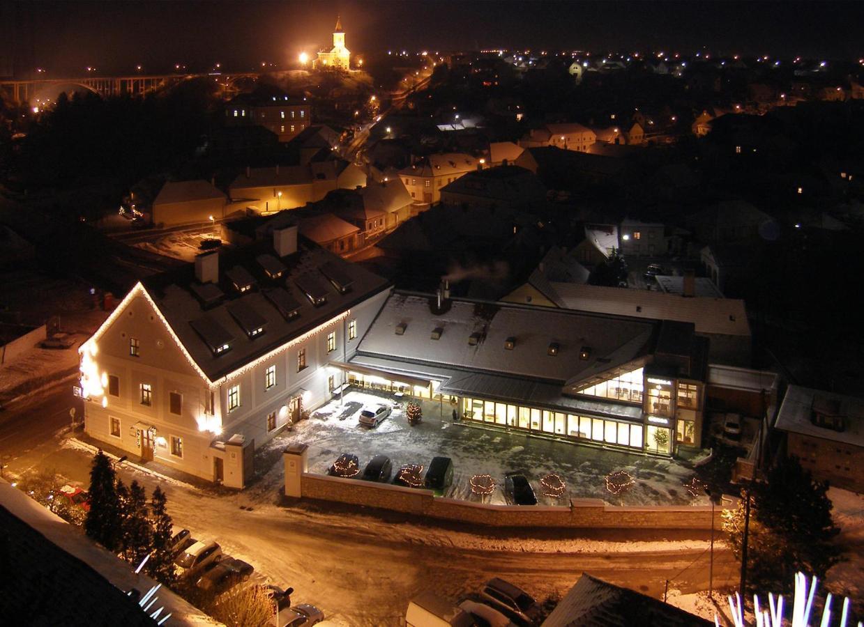 Gizella Hotel And Restaurant Veszprém Exterior foto